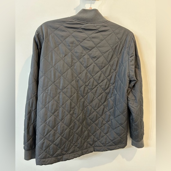 Abercrombie and Fitch light quilted jacket - Picture 5 of 6